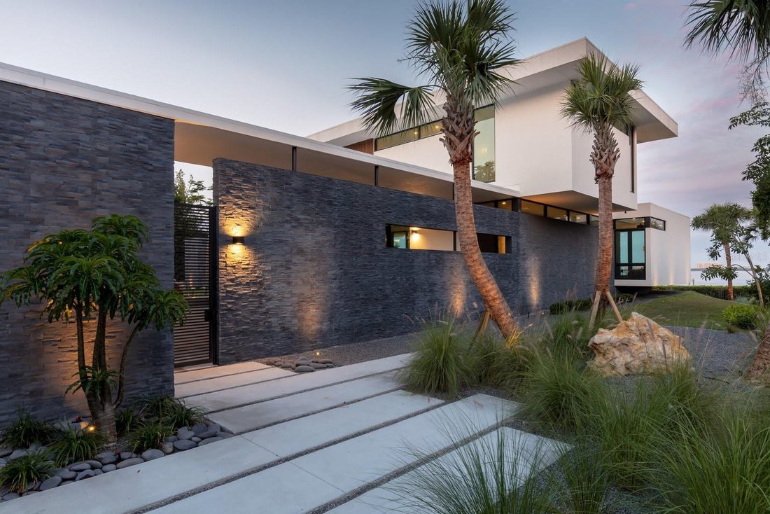 House in Sarasota, Florida, United States 3 - 17179685