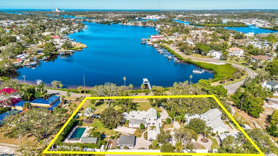 House in Tarpon Springs, Florida, United States 2 - 17183275