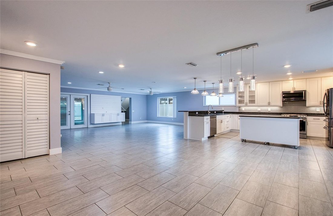 House in St. Petersburg, Florida, United States 4 - 17183278