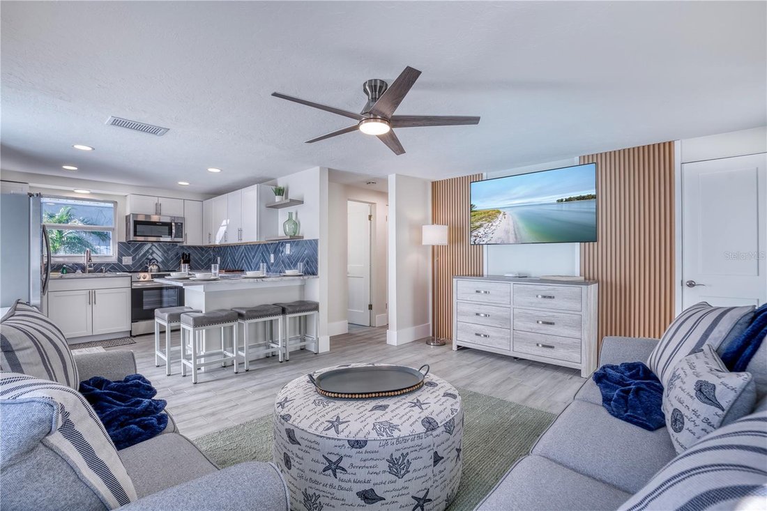 Apartment in Holmes Beach, Florida, United States 2 - 17181835
