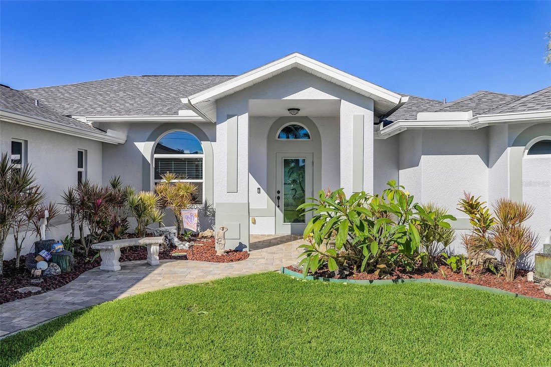 House in Cape Coral, Florida, United States 5 - 17186427