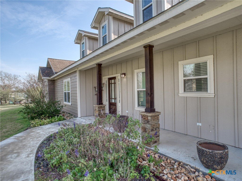 House in Shiner, Texas, United States 4 - 17170799