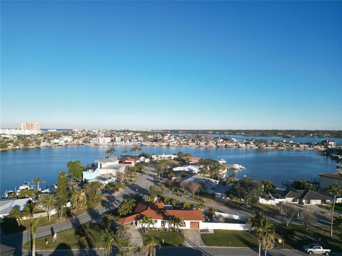 House in Madeira Beach, Florida, United States 1 - 17179303
