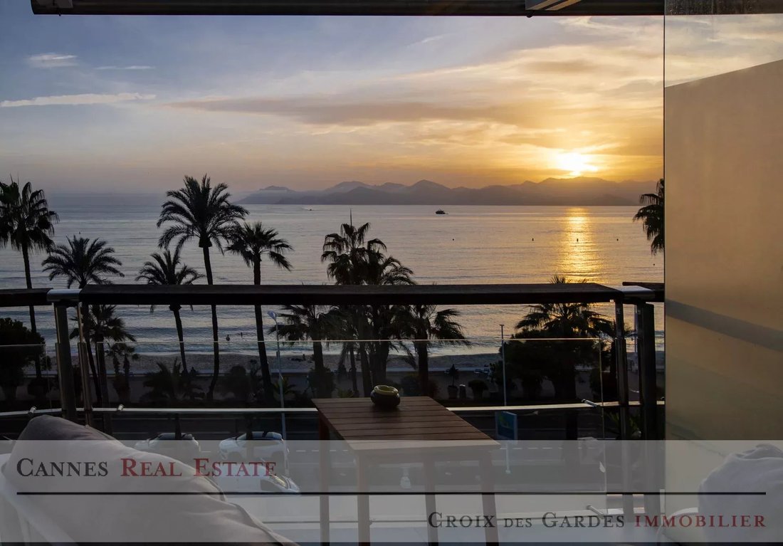 Apartment in La Source, Cannes, France 4 - 13814316