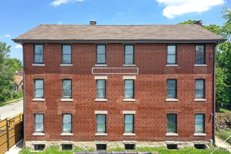St. Louis, Missouri, United States 1 - 17175029