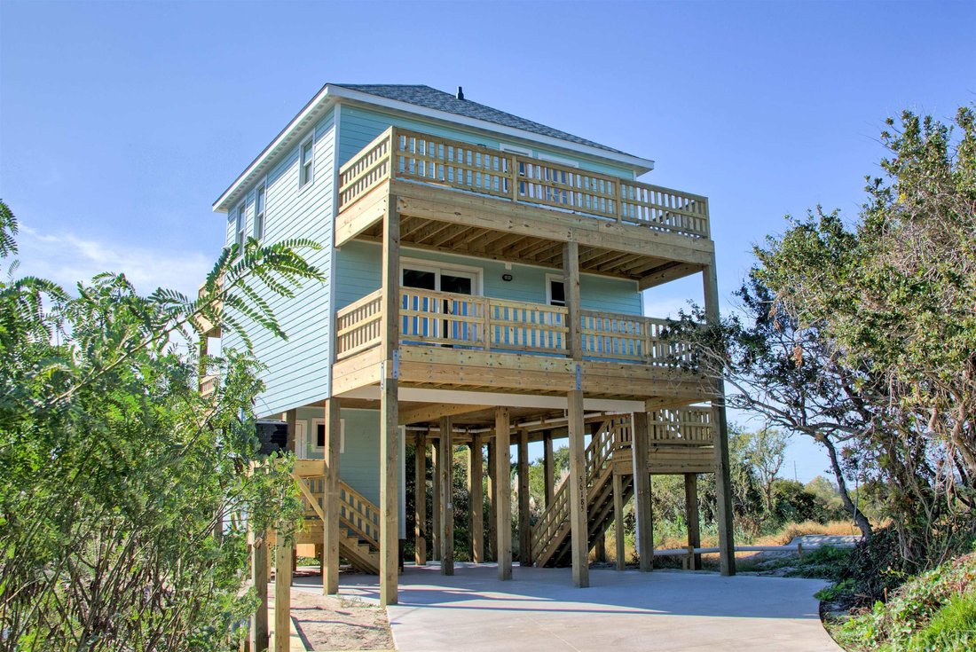 House in Hatteras, North Carolina, United States 1 - 17163611