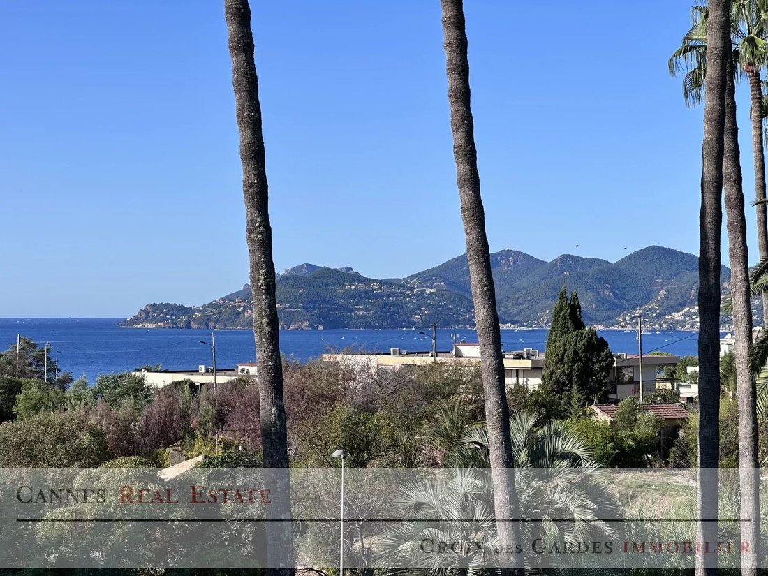 Apartment in Croix des Gardes, Cannes, France 1 - 16260001