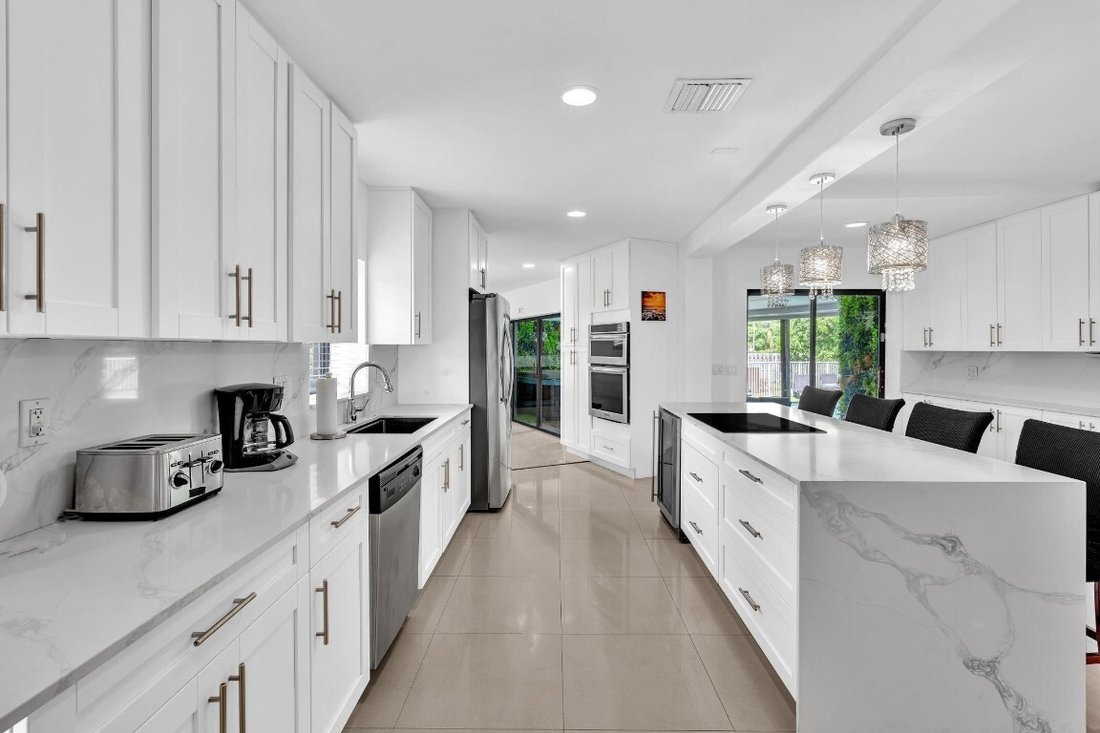 House in Plantation, Florida, United States 3 - 17177727