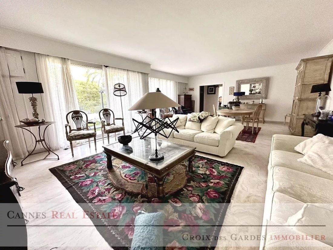House in Cannes, Provence-Alpes-Côte d'Azur, France 5 - 13814481