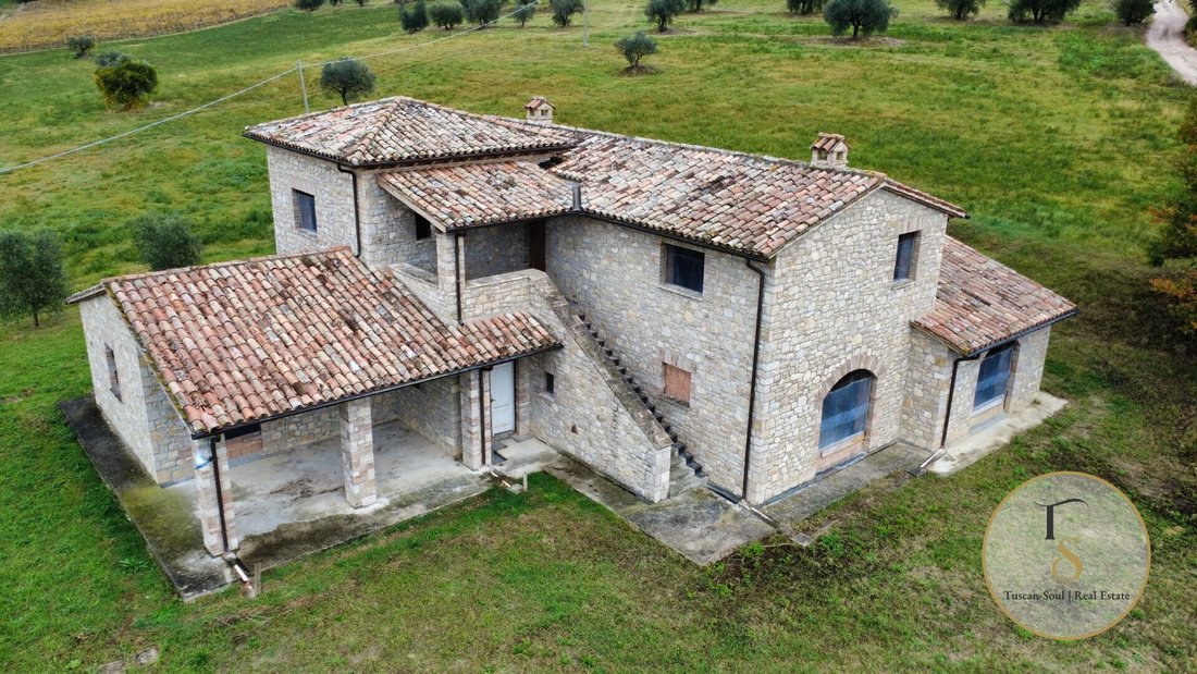 Casa di campagna a Todi, Umbria, Italia 5 - 17189167