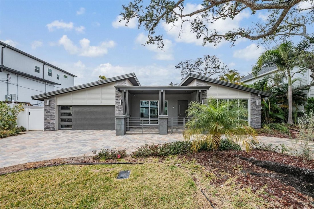 House in Tampa, Florida, United States 3 - 17186394