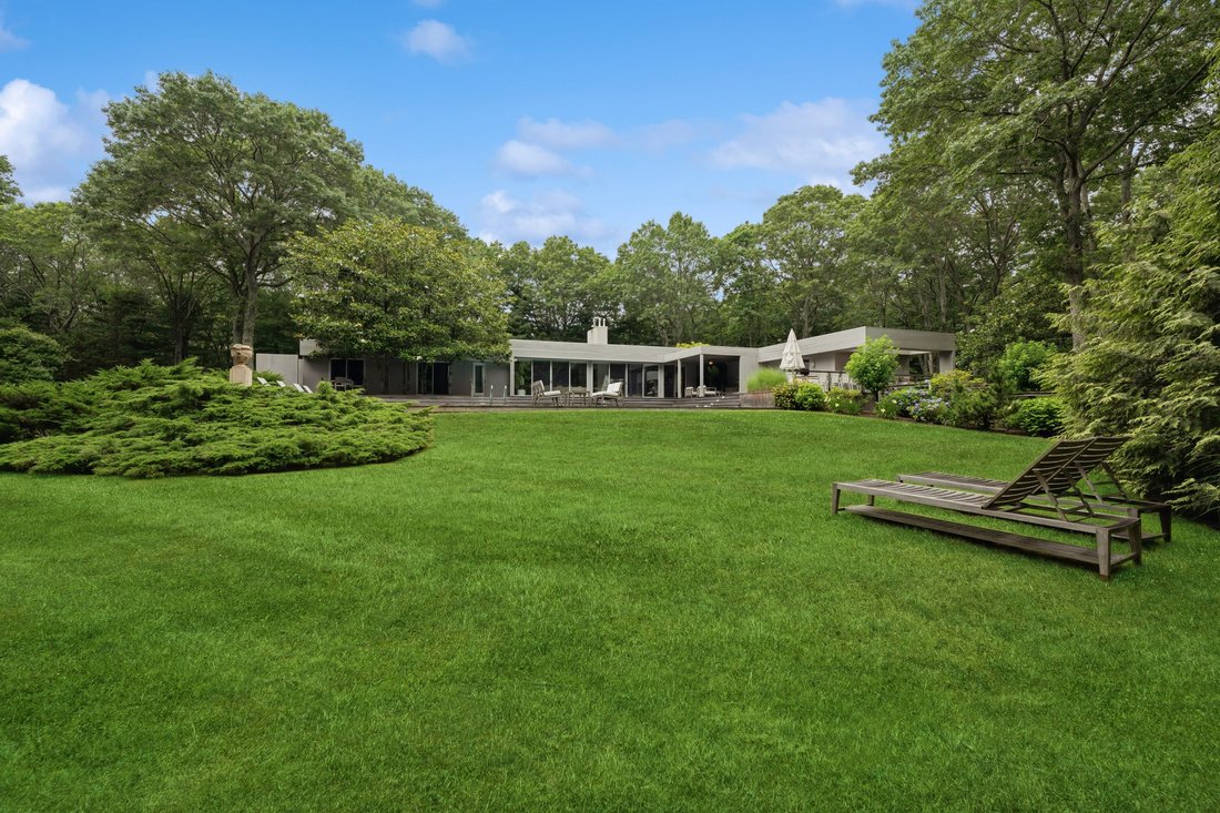 Bridgehampton, New York, United States 2 - 15879171