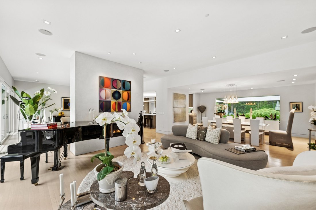 Bridgehampton, New York, United States 4 - 15879171