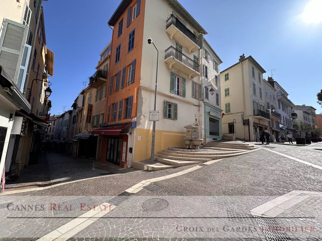 Cannes, Provence-Alpes-Côte d'Azur, France 5 - 15210376