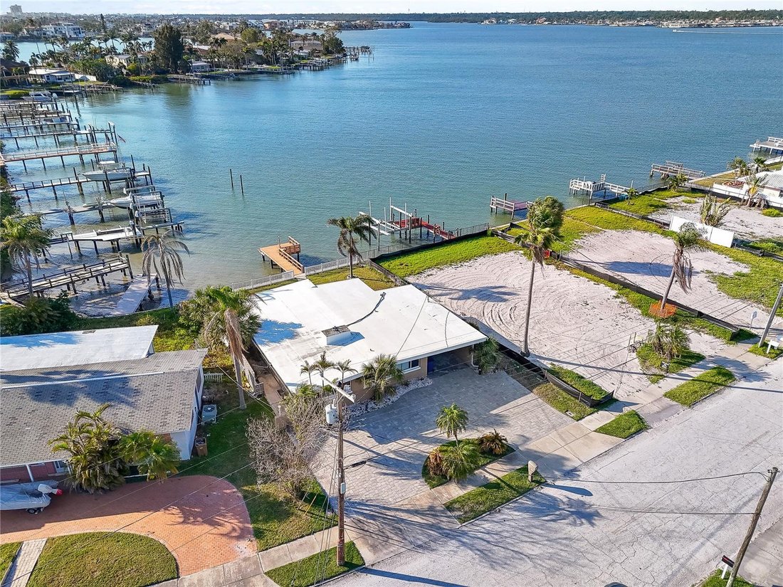 House in Madeira Beach, Florida, United States 3 - 17181991