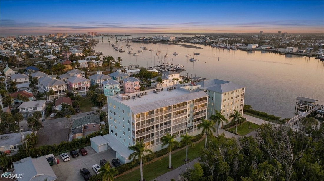Condo in Fort Myers Beach, Florida, United States 1 - 17173180