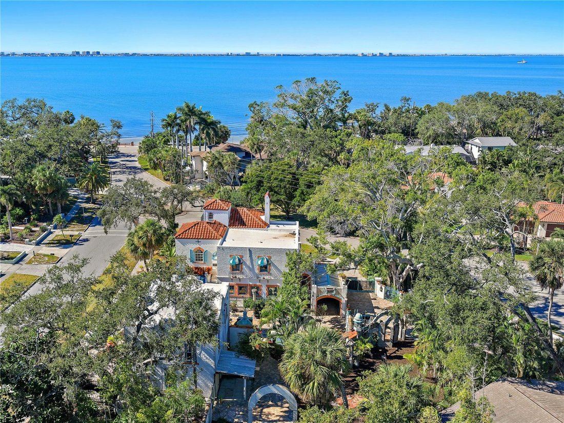 House in Sarasota, Florida, United States 2 - 17180893