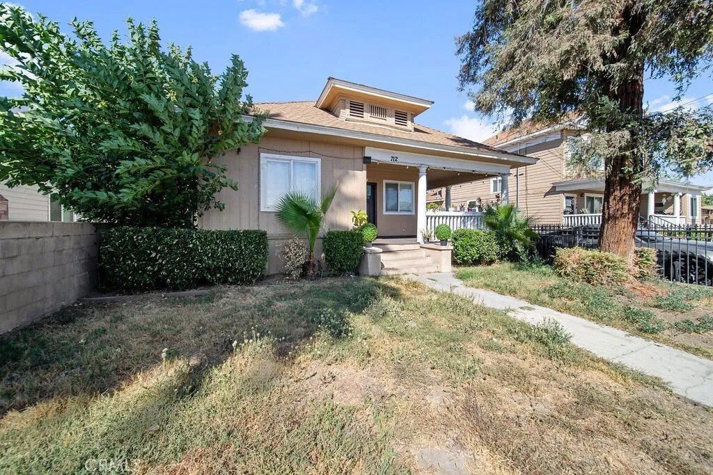 San Bernardino, California, United States 4 - 16519037