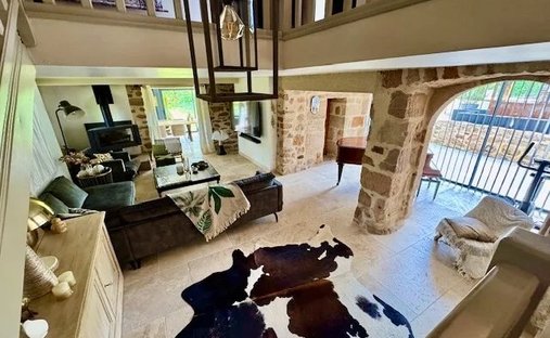 House in Zone Rurale, Figeac, France 1