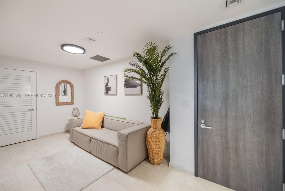 Condo in Miami, Florida, United States 1 - 17192703