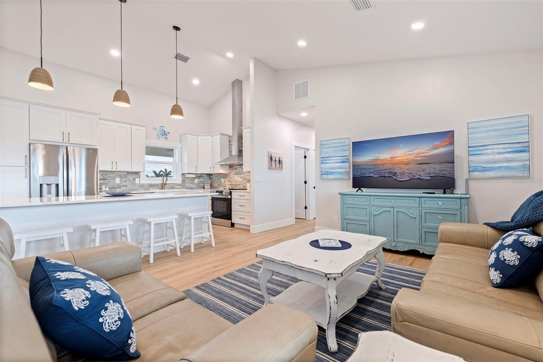 House in St. Pete Beach, Florida, United States 5 - 17190360