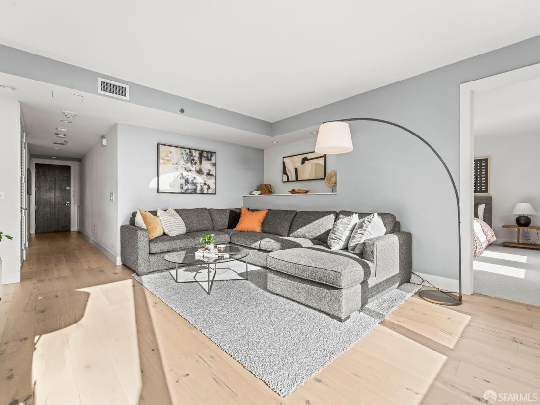 Condo in San Francisco, California, United States 5 - 17189409