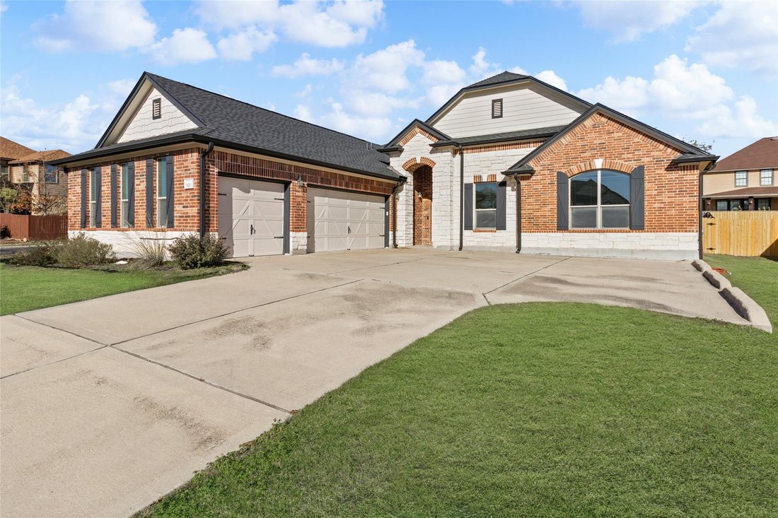 House in Pflugerville, Texas, United States 1 - 17189278