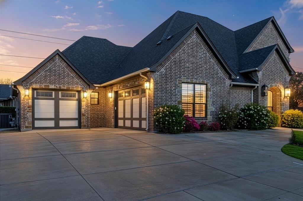 House in Granbury, Texas, United States 1 - 17191496