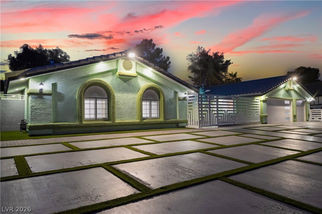 House in Las Vegas, Nevada, United States 3 - 17189499