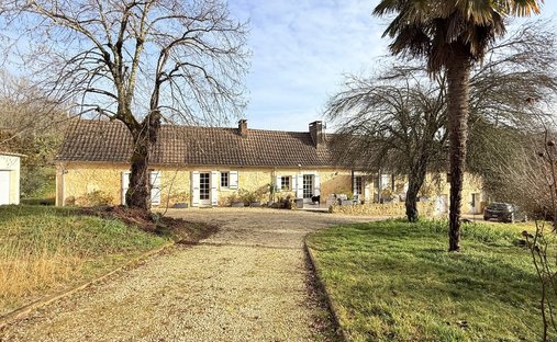 House in Campsegret, Nouvelle-Aquitaine, France 1