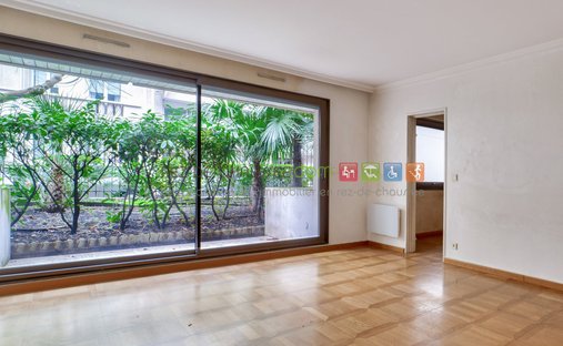 Apartment in Louis Blanc-Aqueduc, Paris 10e Arrondissement, Paris 1