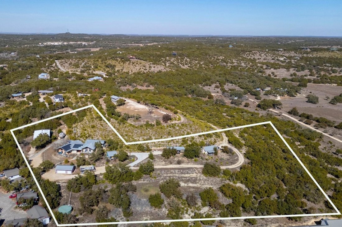 Wimberley, Texas, United States 3 - 17193033