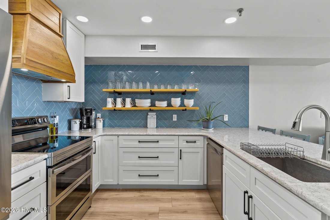 Condo in Carolina Beach, North Carolina, United States 4 - 17193697