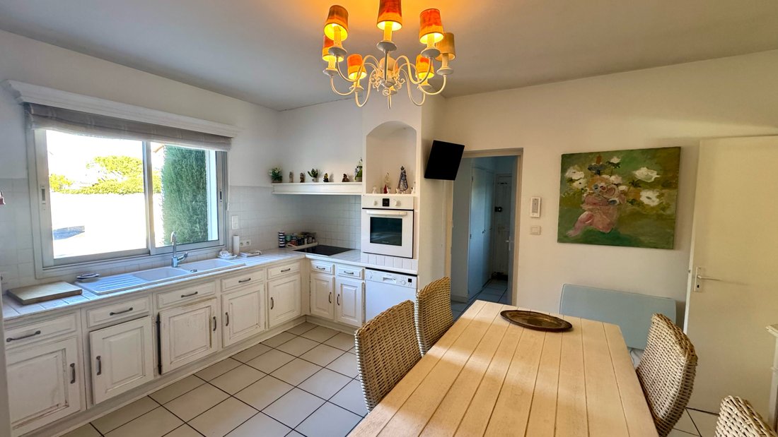 Villa in Zone Plage, Saint-Cyprien, France 4 - 17192873