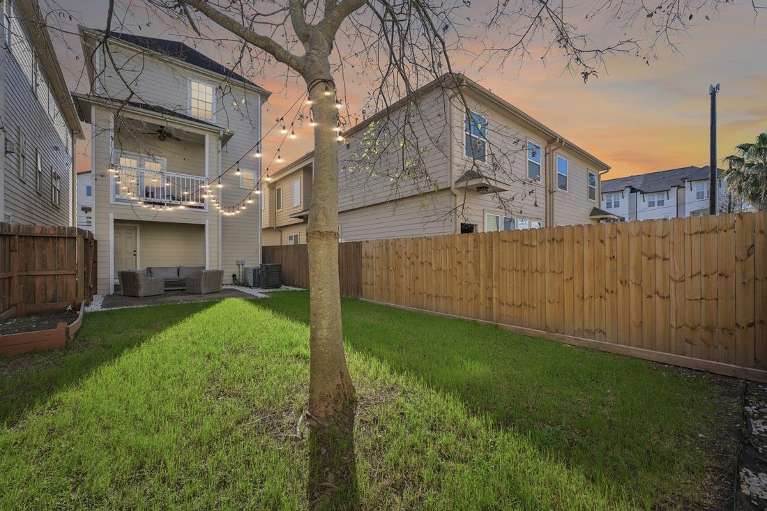 House in Houston, Texas, United States 2 - 17189488