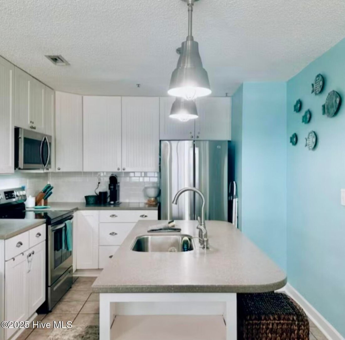 Condo in North Topsail Beach, North Carolina, United States 3 - 17193694