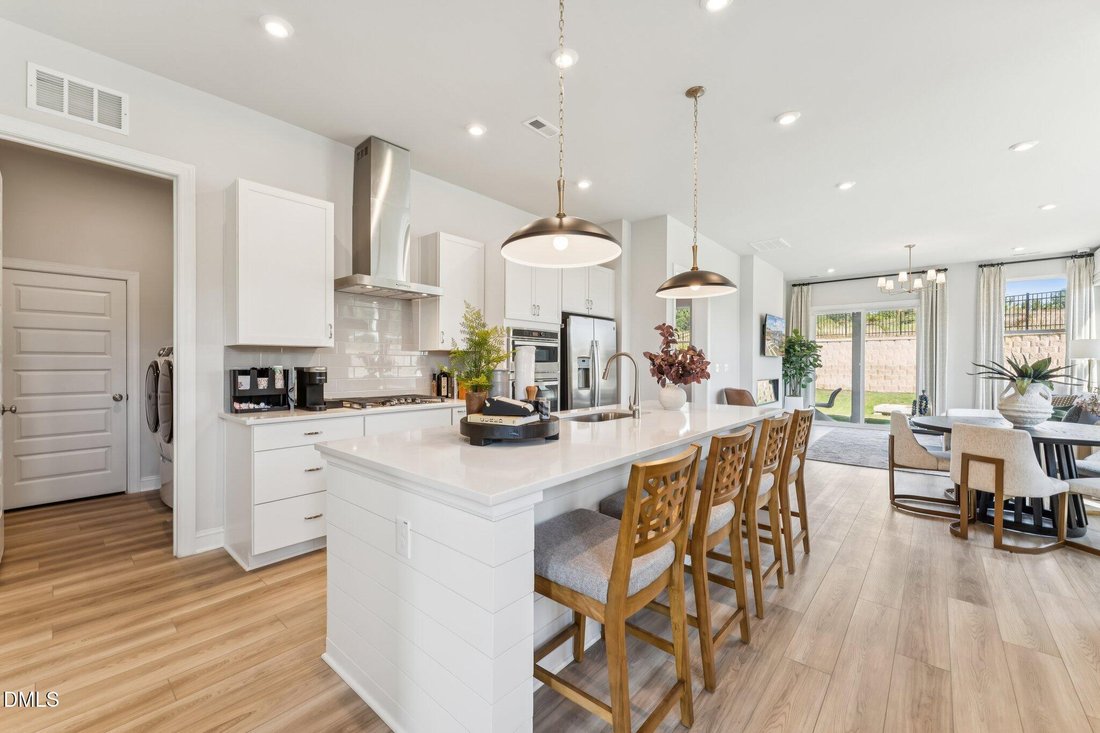 Townhouse in Apex, North Carolina, United States 4 - 17191624