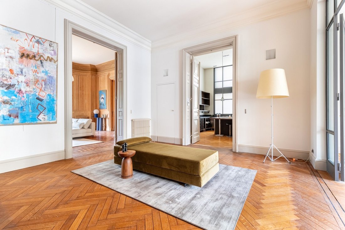 Apartment in Hôtel de Ville-Quinconce-Saint Seurin-Fondaudège, Bordeaux, France 2 - 17192842