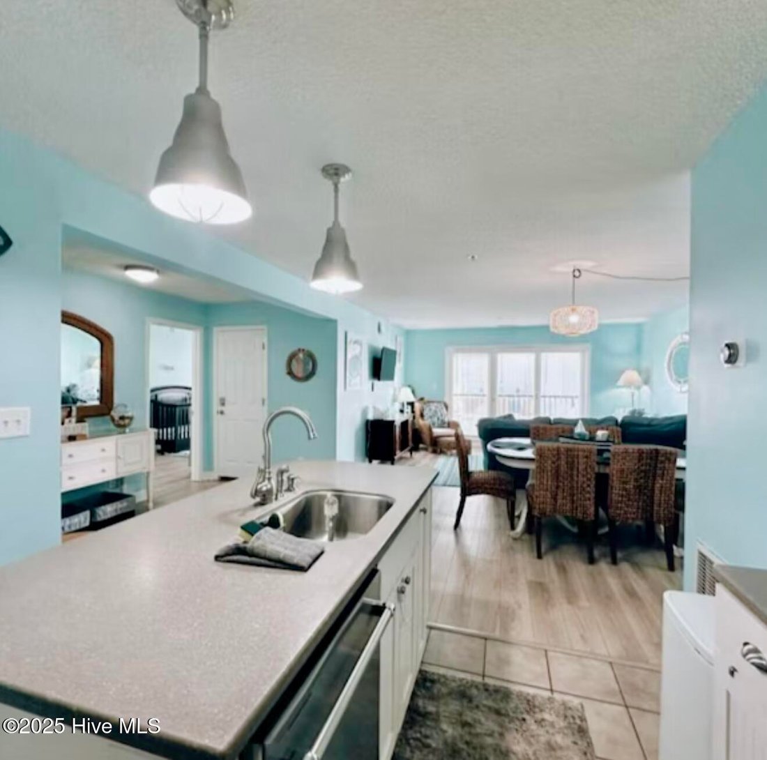 Condo in North Topsail Beach, North Carolina, United States 4 - 17193694