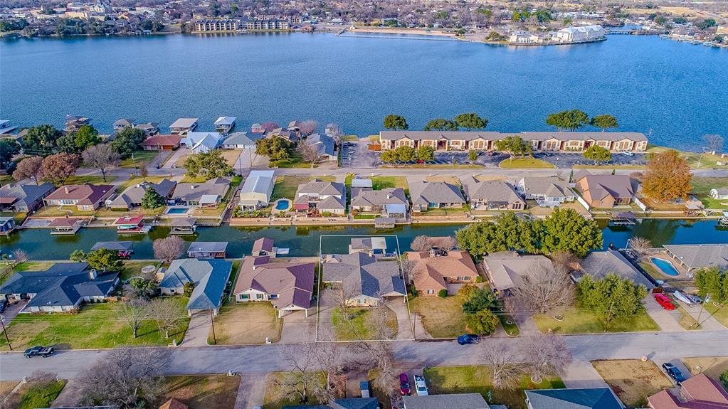 House in Granbury, Texas, United States 2 - 17191457