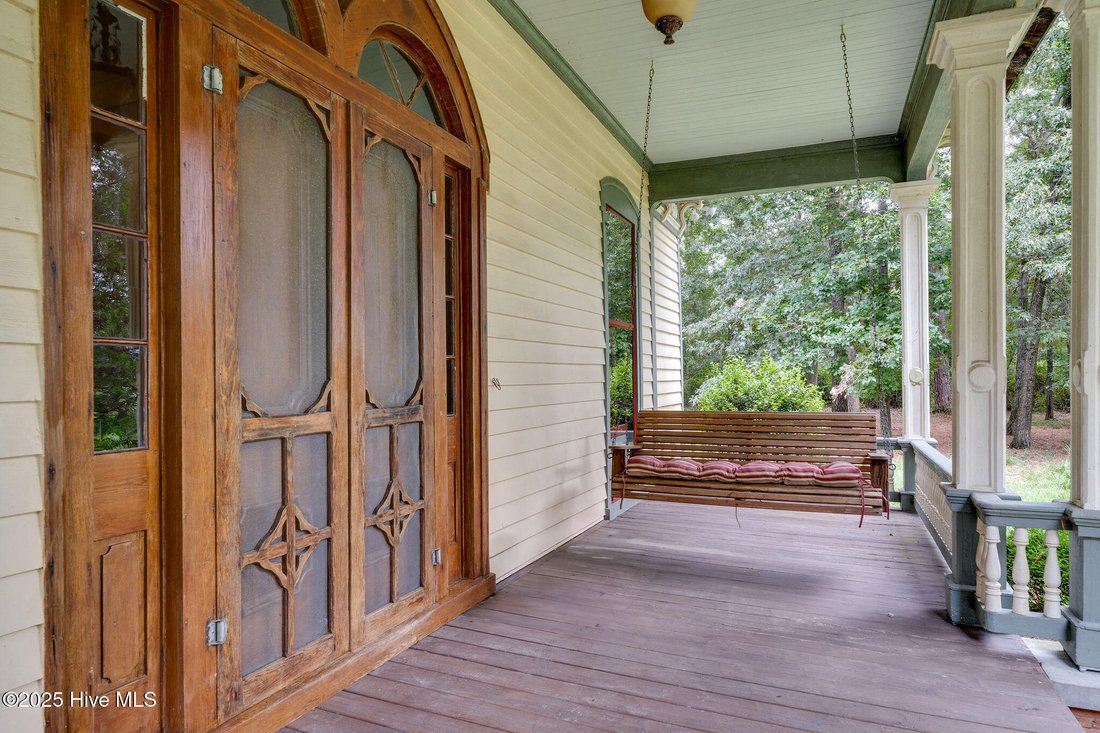 House in Clinton, North Carolina, United States 5 - 17193818