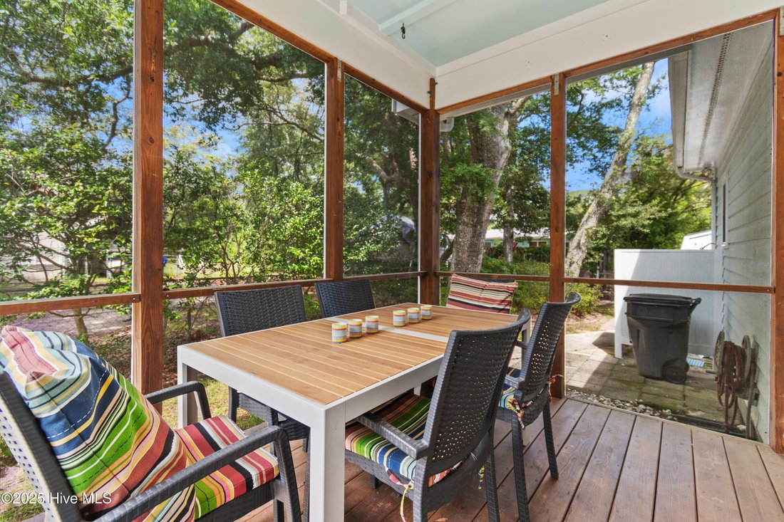 House in Oak Island, North Carolina, United States 5 - 17195203