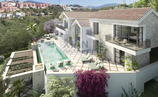 Villa in La Quinta, Benahavis, Andalusia 1