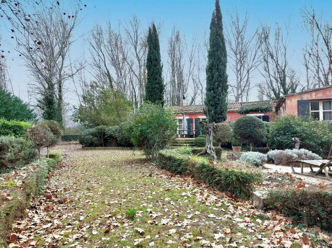 House in Oppède, Provence-Alpes-Côte d'Azur, France 5 - 17192608