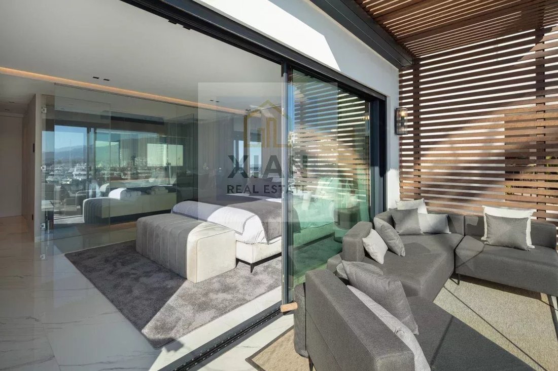 Apartment in Puerto Banus, Marbella, Spain 2 - 12479420