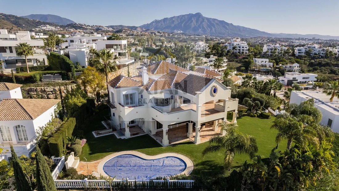 Villa in Benahavis, Andalusia, Spain 3 - 12177196