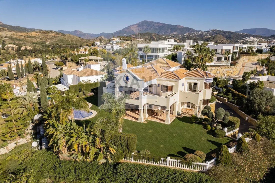 Villa in Benahavis, Andalusia, Spain 2 - 12177196