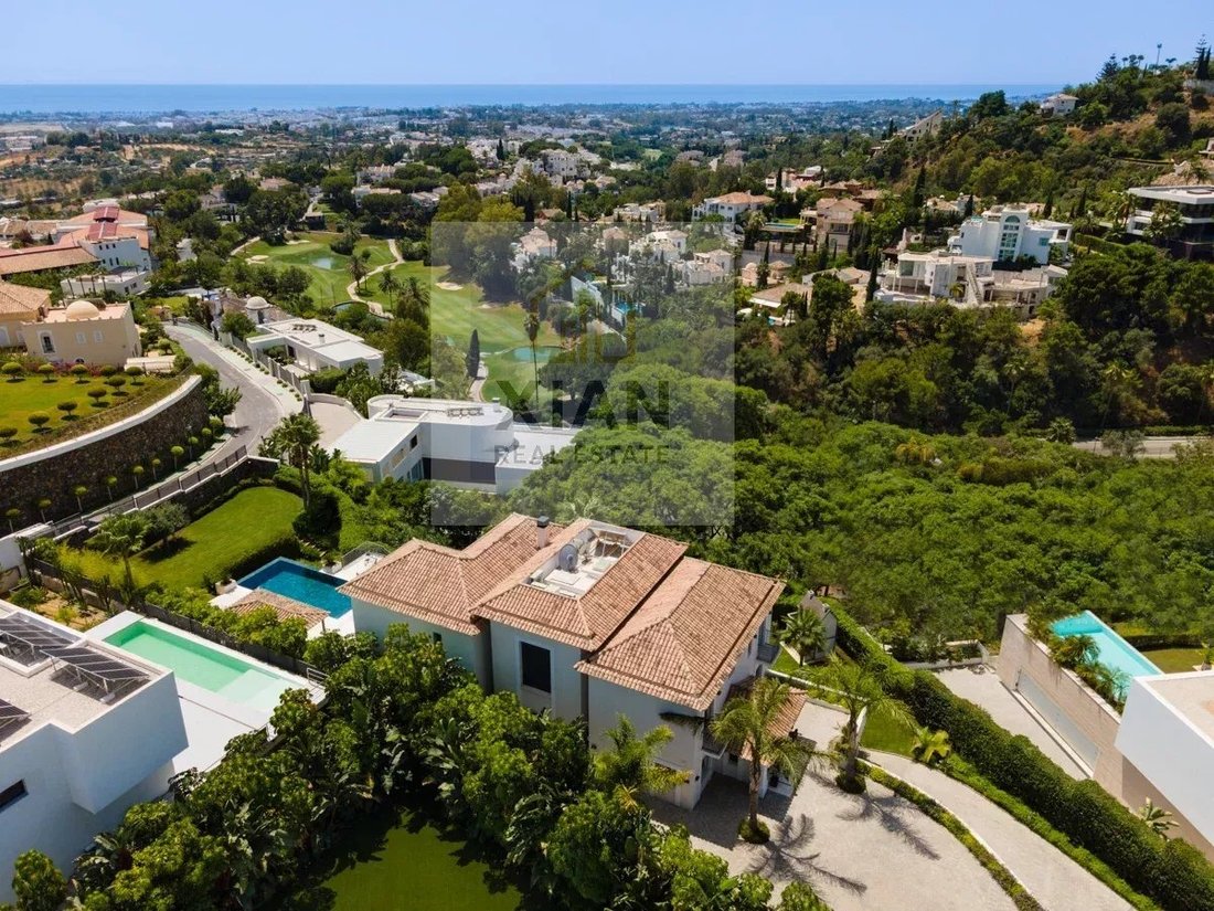 Villa in La Quinta, Benahavis, Andalusia 4 - 12241616
