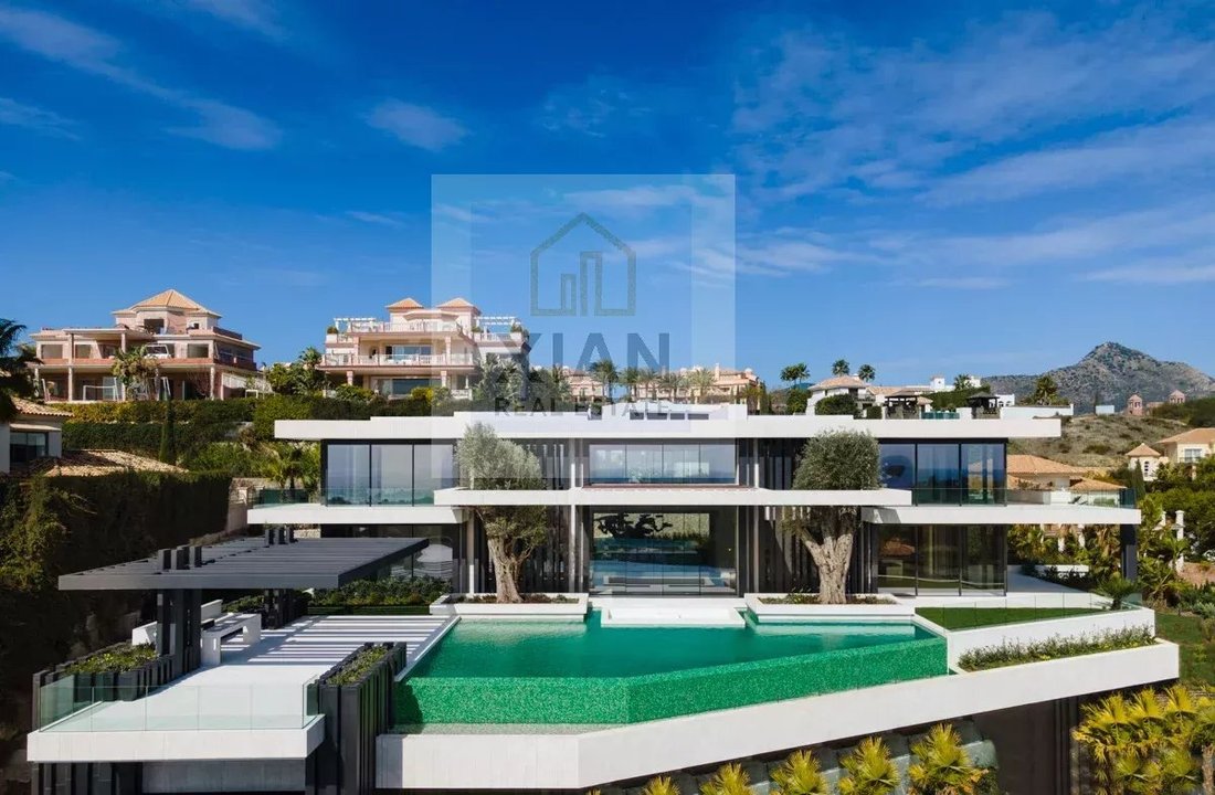 Villa in Benahavis, Andalusia, Spain 2 - 12170556