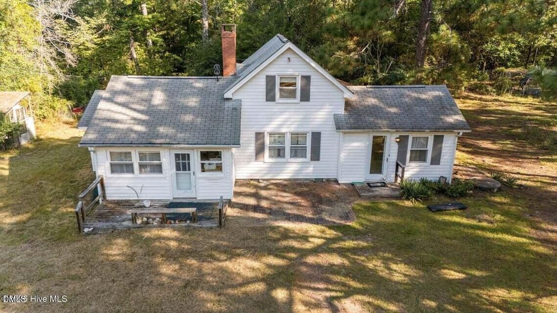 House in Aberdeen, North Carolina, United States 1 - 17191719